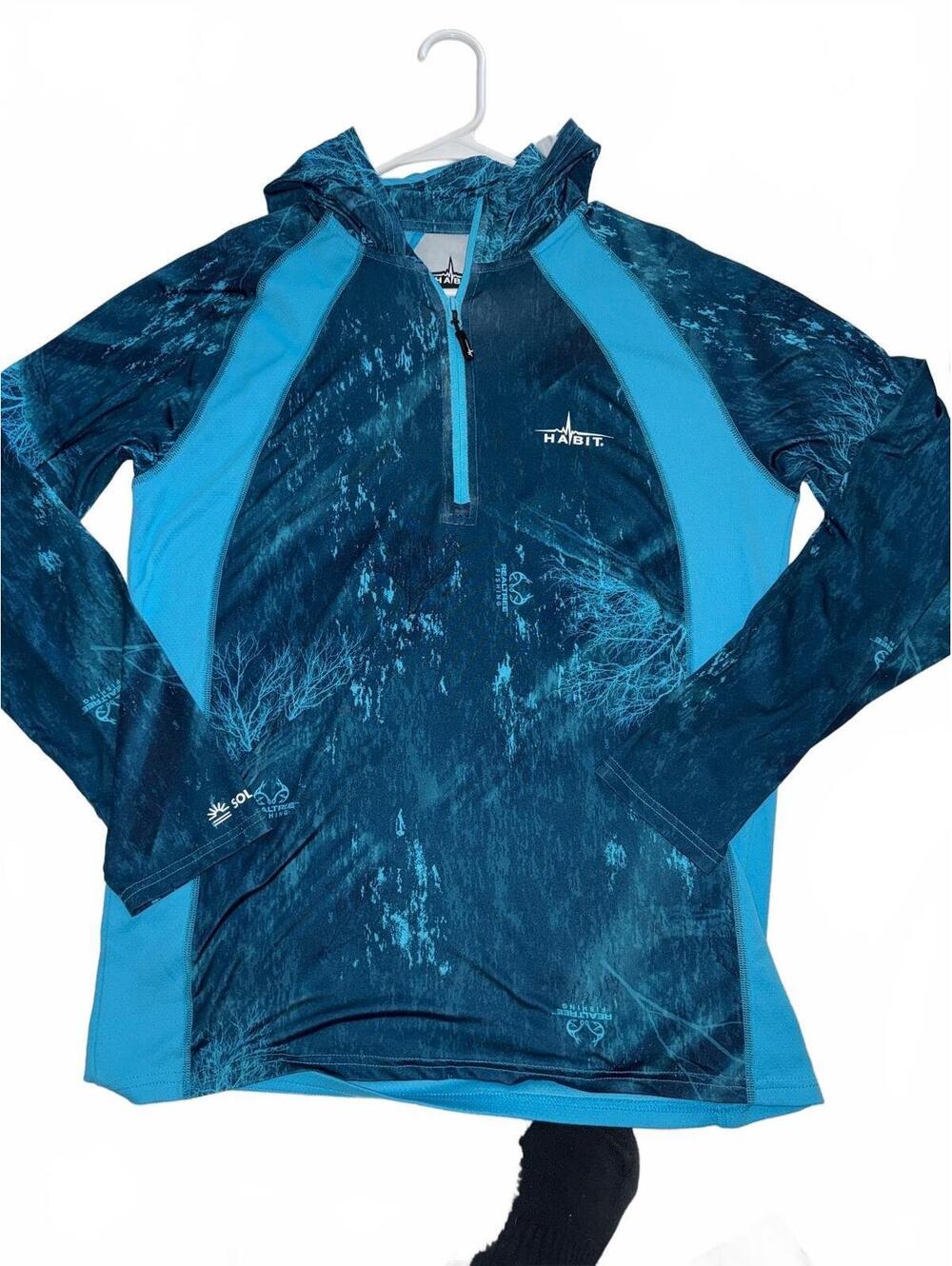 Habit Men's Medium Blue Long Sleeve Hooded Pullover Shirt